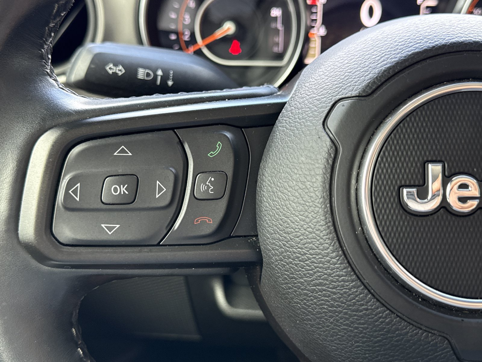 Used 2022 Jeep Wrangler Sport AWD/4WD image 17