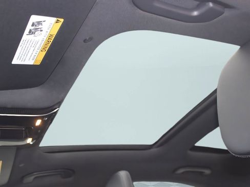 Certified 2025 Mercedes-Benz C 300 4MATIC Sedan image 15