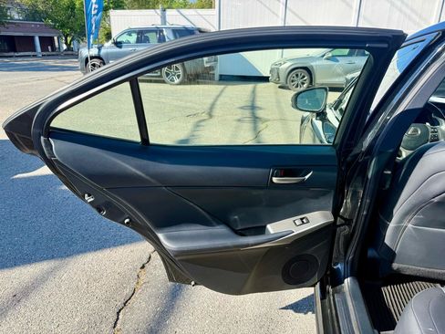 Used 2018 Lexus IS 300 F Sport w/ F Sport Package AWD/4WD image 19