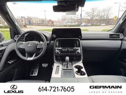 New 2025 Lexus LX 700h F Sport image 19