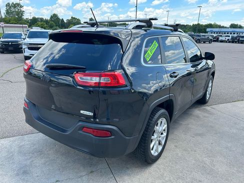 Used 2014 Jeep Cherokee Latitude FWD image 5