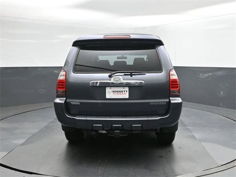 Used 2007 Toyota 4Runner SR5 image 8