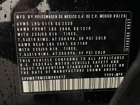 New 2025 Volkswagen Tiguan SE image 31