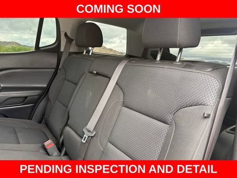 Used 2023 GMC Acadia SLE w/ Driver Convenience Package AWD/4WD image 17