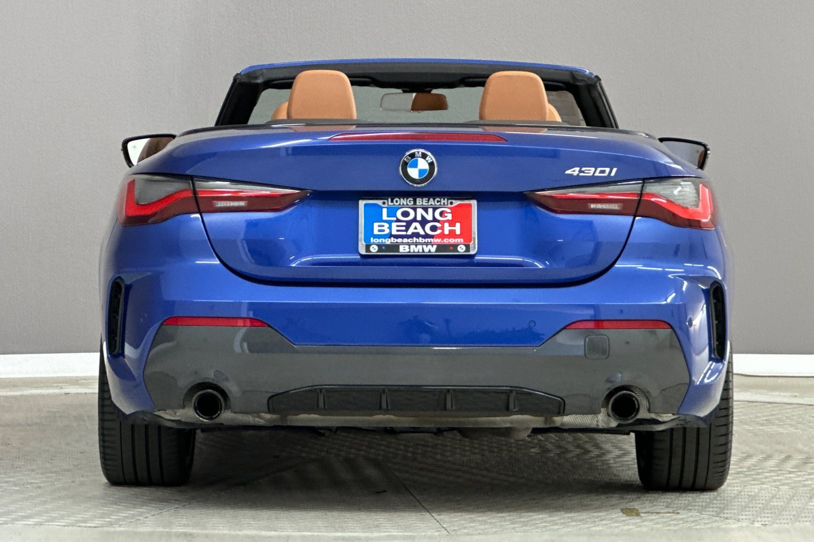 Used 2024 BMW 430i Convertible w/ M Sport Package RWD image 9