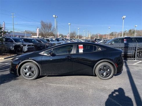 New 2026 Toyota Prius LE image 5