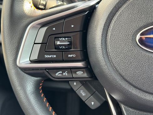 Used 2023 Subaru Crosstrek 2.5i Limited w/ Moonroof Package image 17