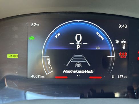 Used 2025 Toyota Camry SE image 22