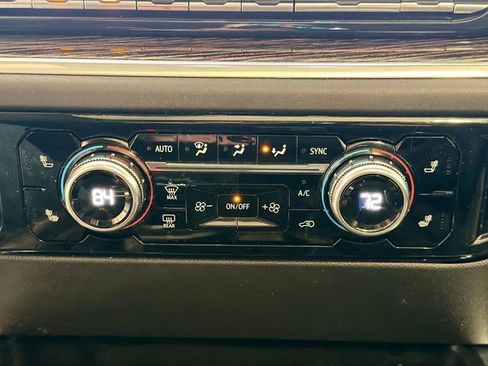 Certified 2022 GMC Sierra 1500 Elevation w/ Elevation Premium Package image 14