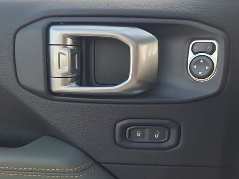 New 2026 Jeep Gladiator Mojave image 21