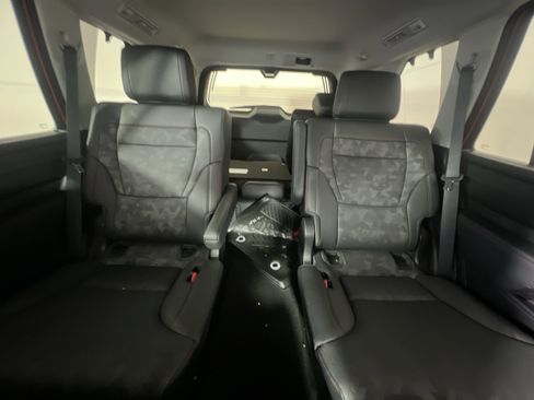 Used 2023 Toyota Sequoia TRD Pro AWD/4WD image 33