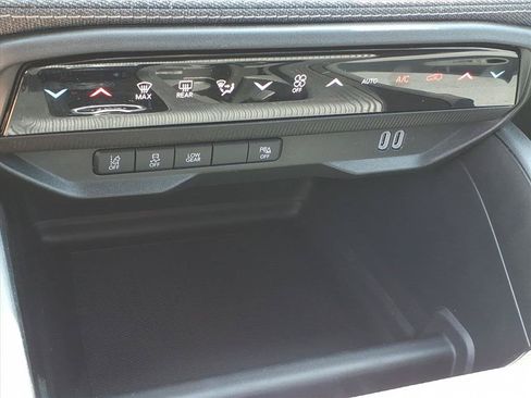 New 2026 Jeep Cherokee Laredo AWD/4WD image 31