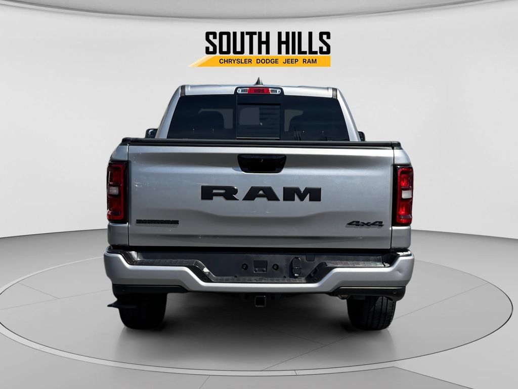Used 2025 RAM 1500 Big Horn AWD/4WD image 4