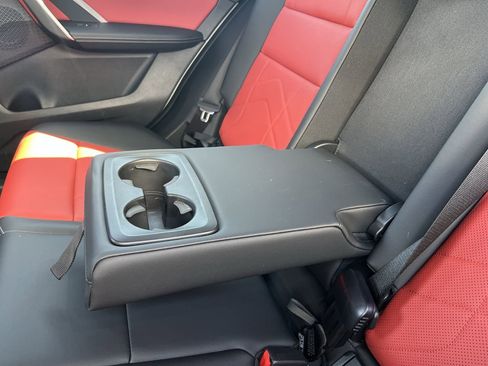 Used 2025 BMW X2 xDrive28i image 32