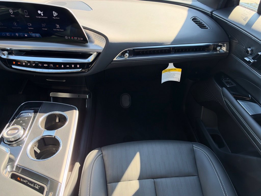 Used 2024 Cadillac Lyriq Sport w/ LPO, Floor Liner Package AWD/4WD image 19