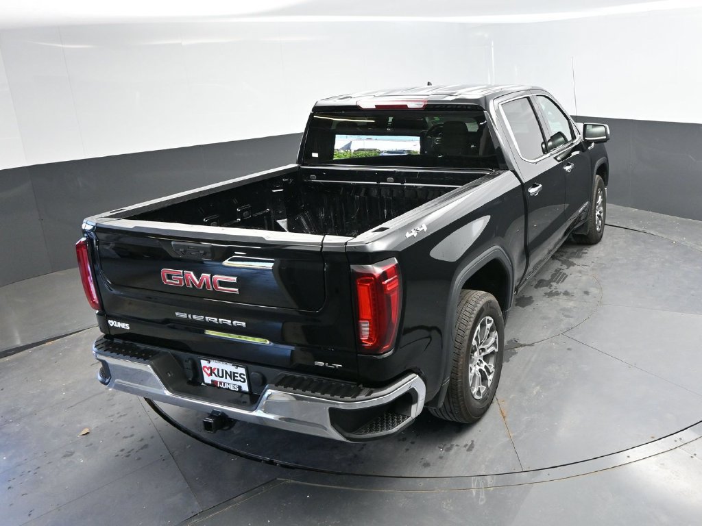 Used 2026 GMC Sierra 1500 SLT AWD/4WD image 31