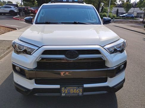 Used 2019 Toyota 4Runner Limited AWD/4WD image 8