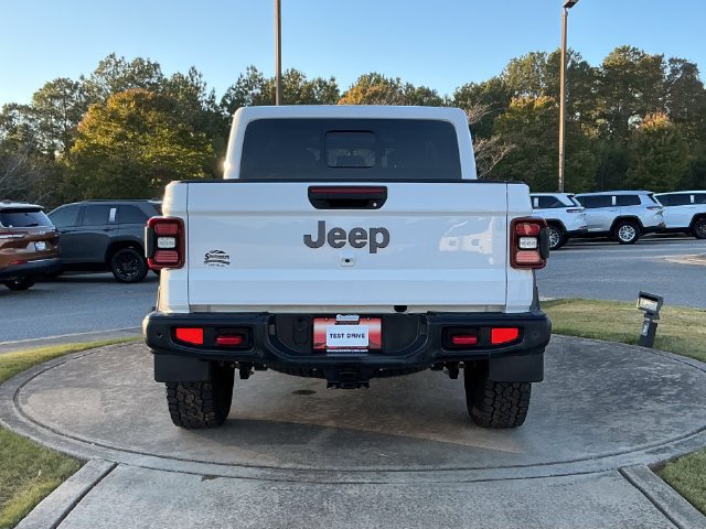 Used 2020 Jeep Gladiator Rubicon AWD/4WD image 6