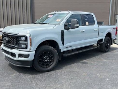 Used 2025 Ford F250 Lariat w/ Lariat Ultimate Package AWD/4WD image 1