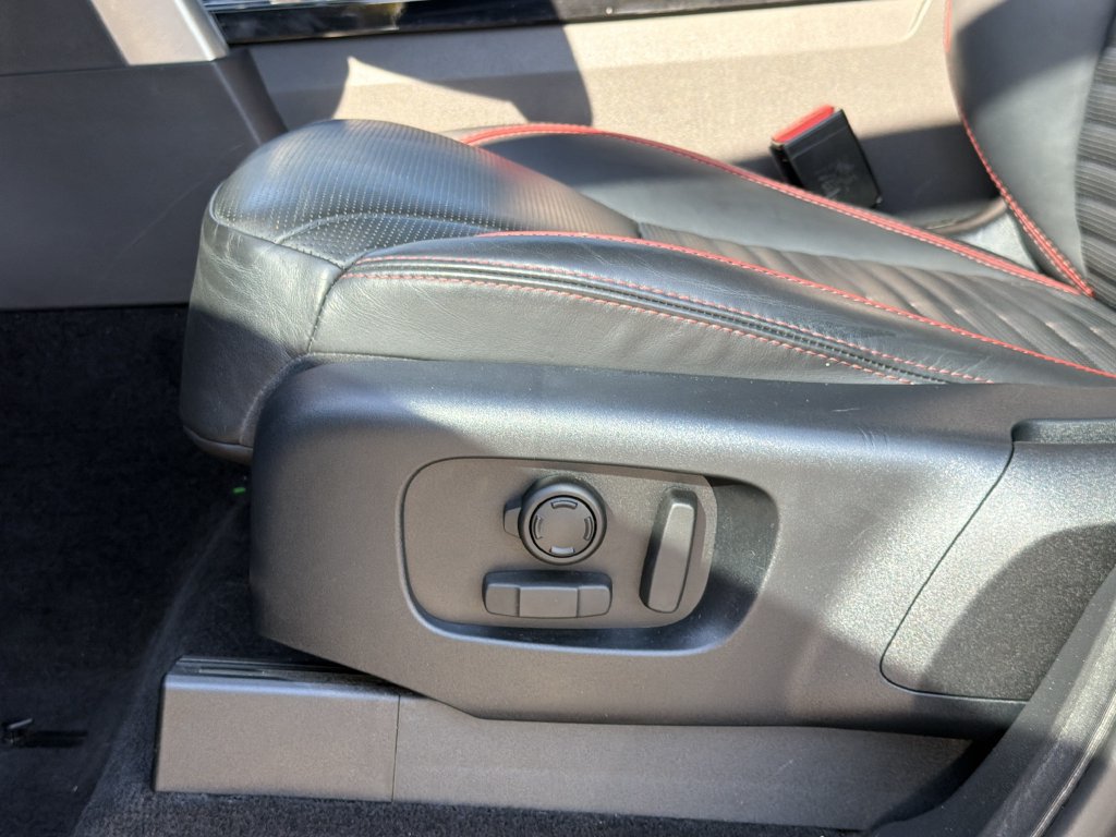 Used 2019 Land Rover Discovery HSE AWD/4WD image 22