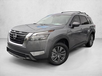 Used 2025 Nissan Pathfinder SV