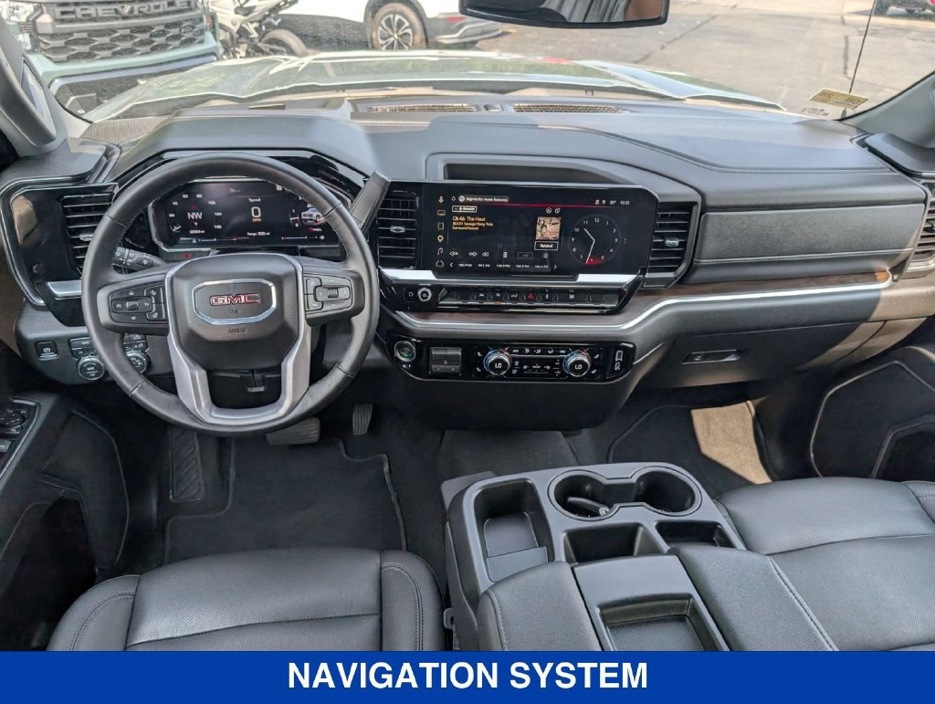 Used 2026 GMC Sierra 1500 SLT AWD/4WD image 17