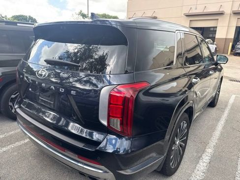 Used 2023 Hyundai Palisade Calligraphy FWD image 6