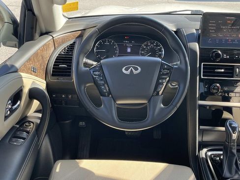 Used 2023 INFINITI QX80 Premium Select w/ Cargo Package image 16