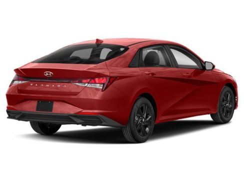 Used 2021 Hyundai Elantra SEL w/ Convenience Package FWD image 2
