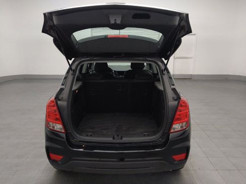 Used 2020 Chevrolet Trax LS w/ LPO, Cargo Package FWD image 29