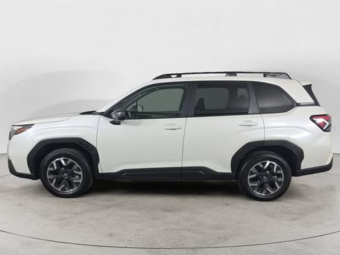 Certified 2025 Subaru Forester Premium AWD/4WD image 2