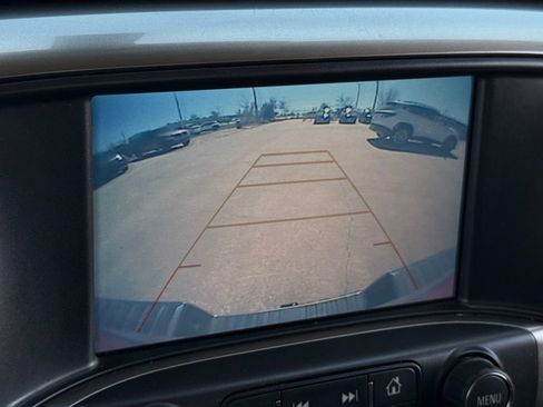 Used 2018 Chevrolet Silverado 1500 LT w/ Texas Edition image 17