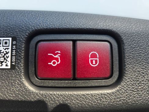 New 2026 Mercedes-Benz E 350 Sedan image 14