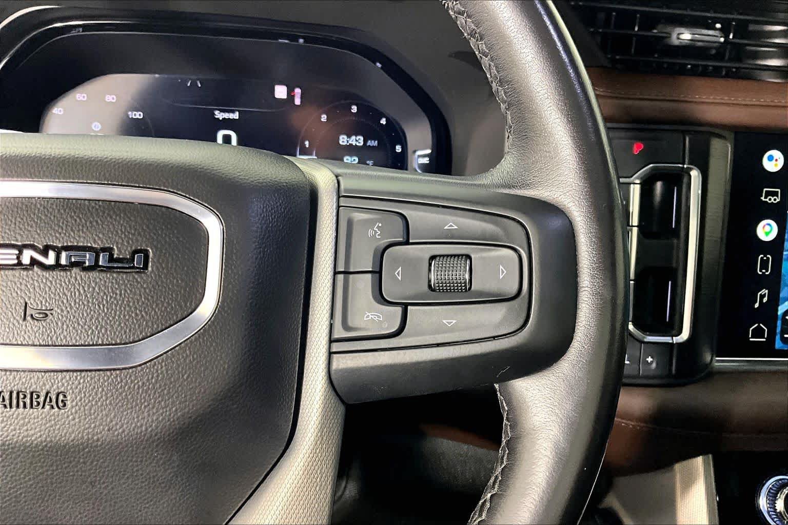 Used 2022 GMC Yukon Denali AWD/4WD image 23