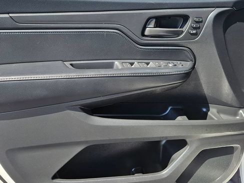 Used 2025 Honda Odyssey EX-L image 15