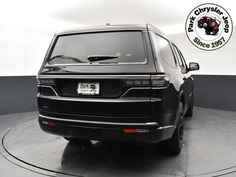 New 2026 Jeep Grand Wagoneer Limited AWD/4WD image 5