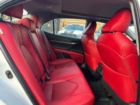 Used 2019 Toyota Camry XSE FWD image 22