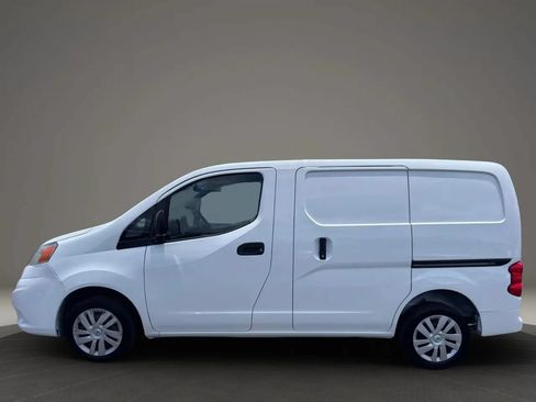 Used 2017 Nissan NV200 SV w/ Back Door Glass Package FWD image 3