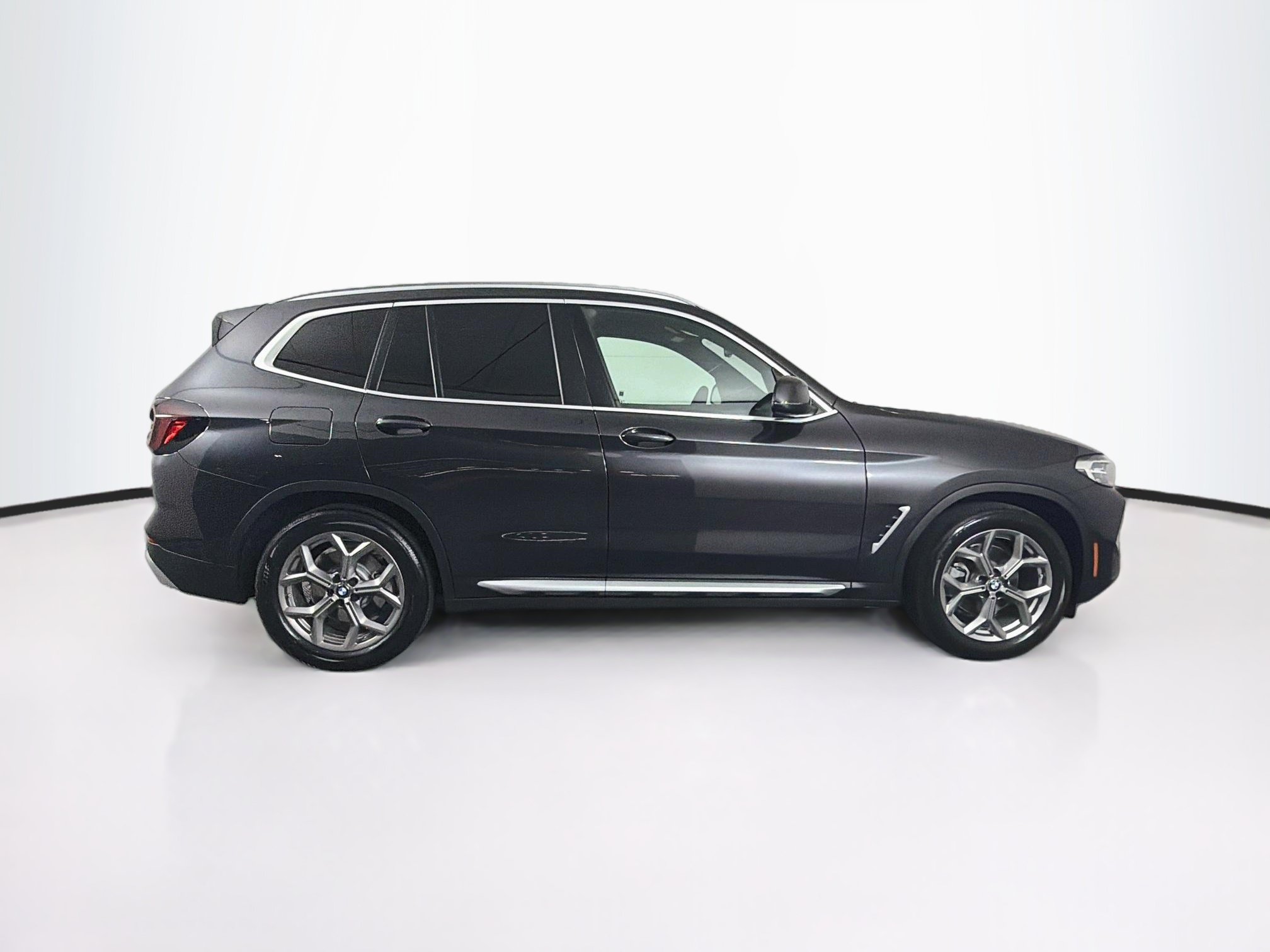 Used 2023 BMW X3 sDrive30i w/ Premium Package RWD image 10