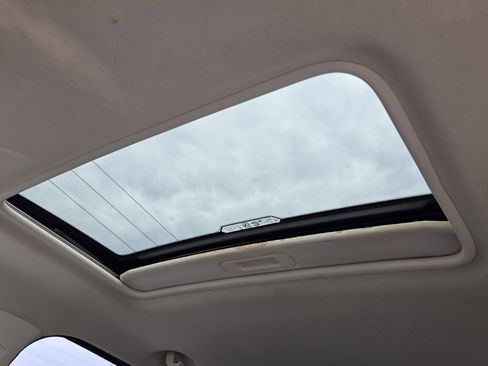 Used 2018 Ford EcoSport SE w/ SE Convenience Package image 13