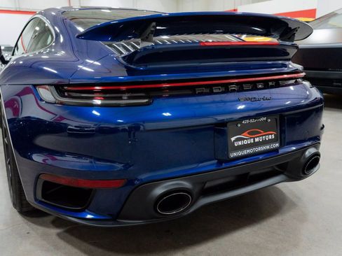 Used 2022 Porsche 911 Turbo image 11