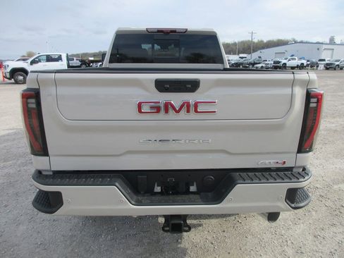 New 2026 GMC Sierra 2500 AT4 w/ AT4 Premium Plus Package image 6