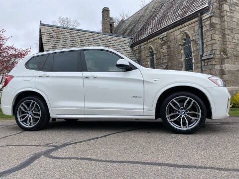 Used 2018 BMW X3 xDrive30i AWD/4WD image 2