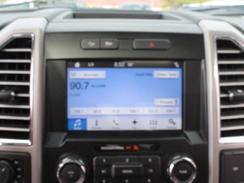 Used 2016 Ford F150 Lariat AWD/4WD image 19