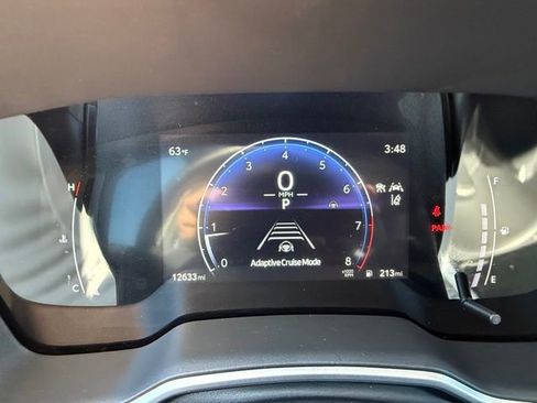 Used 2024 Toyota Corolla Cross XLE w/ Convenience Package image 14