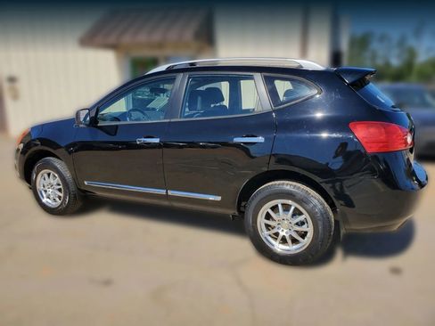 Used 2014 Nissan Rogue S w/ Convenience Package FWD image 5
