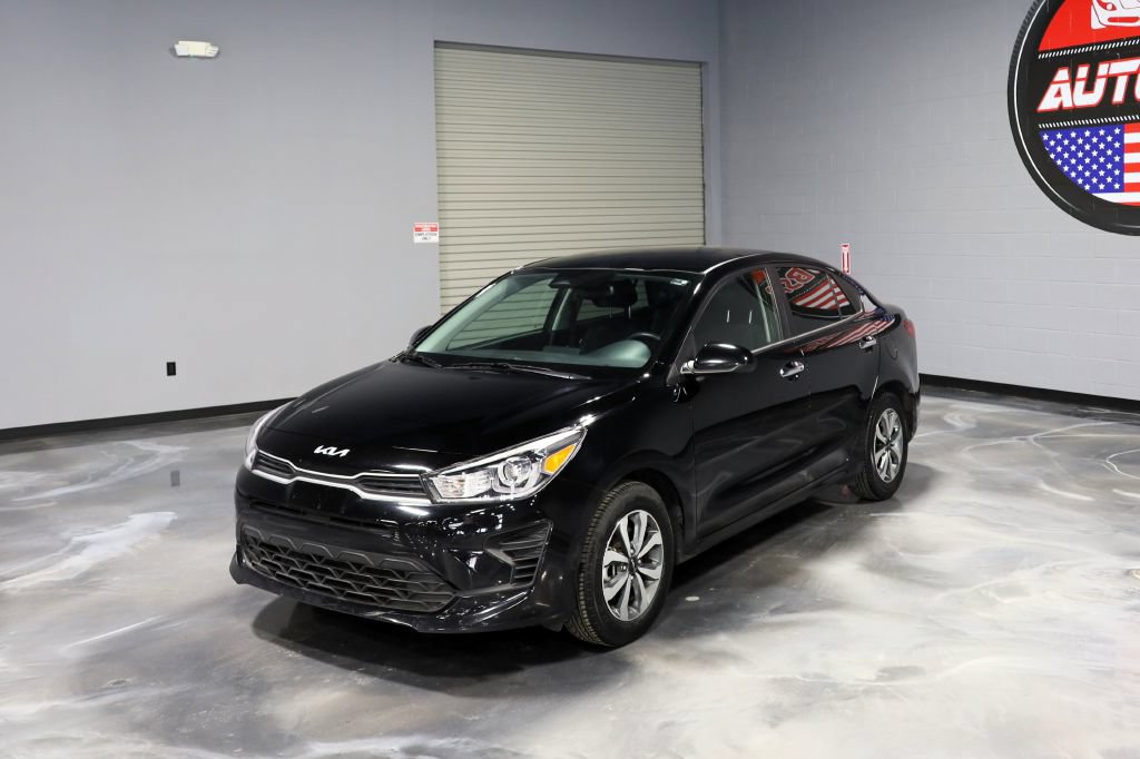 Used 2023 Kia Rio S w/ Technology Package FWD image 3