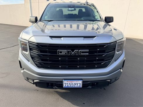 Used 2024 GMC Sierra 1500 Elevation w/ LPO, Elevation Black Package image 2