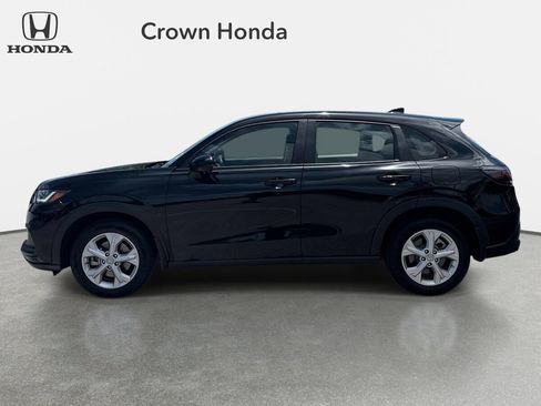 Used 2024 Honda HR-V LX image 2