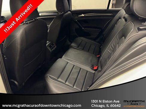 Used 2019 Volkswagen Golf R 4-Door AWD/4WD image 30